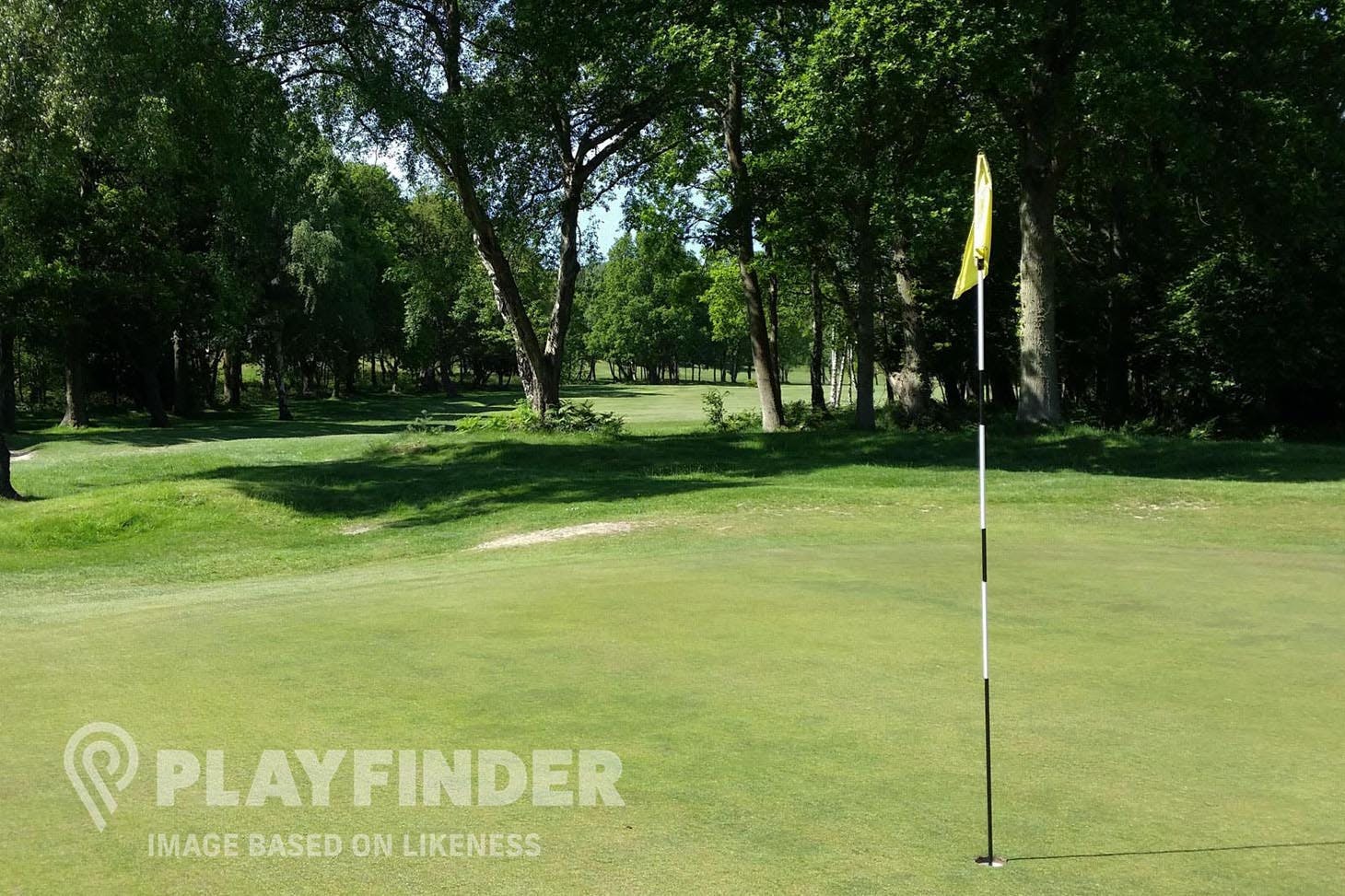 St Columba's College 9 hole | Yes golf course