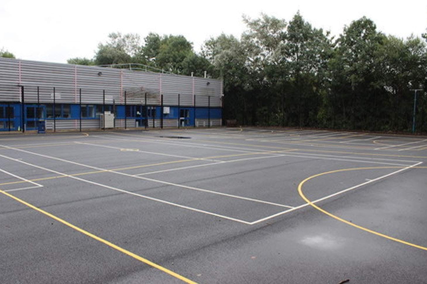 Finham Park 2 Outdoor | Hard (macadam) netball court