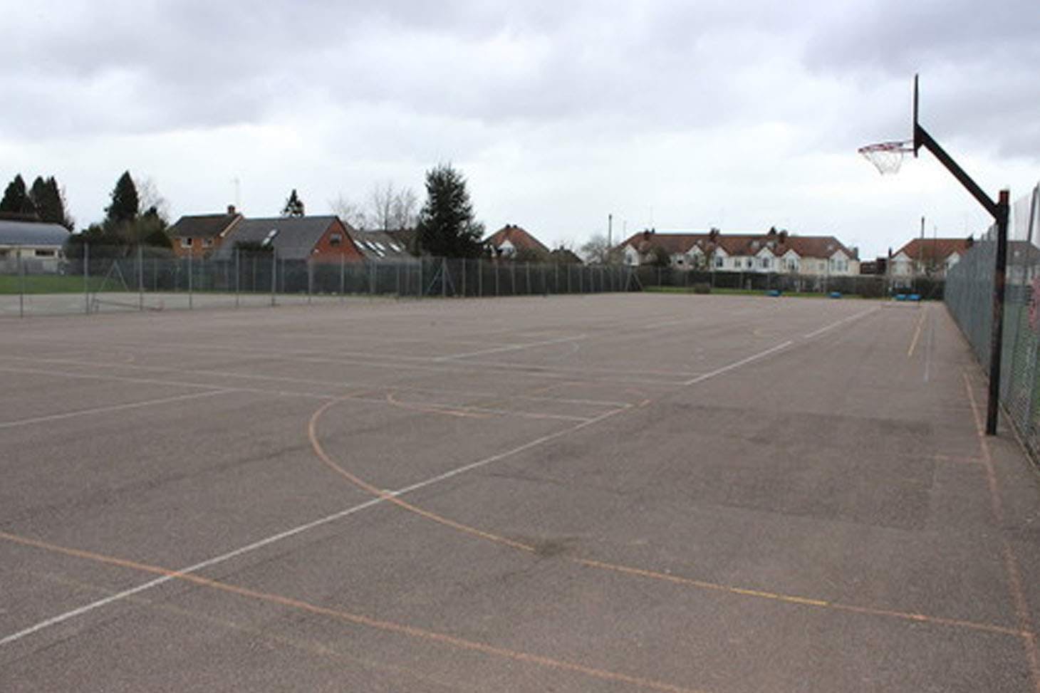 Finham Park School Outdoor | Hard (macadam) basketball court