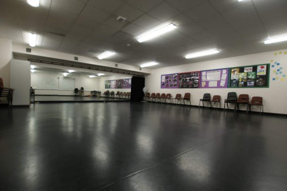 Walthamstow School for Girls Studio | Dance studio space hire