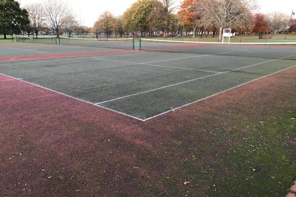 The Racecourse Outdoor | Hard (macadam) tennis court