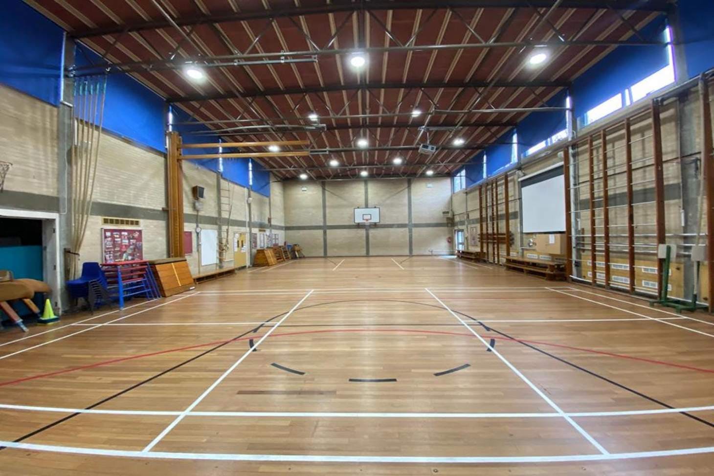 La Sainte Union School Sports hall space hire