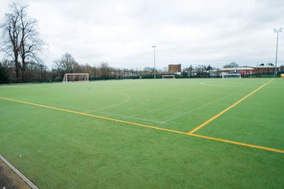 Chislehurst & Sidcup Grammar School Outdoor | Astroturf hockey pitch