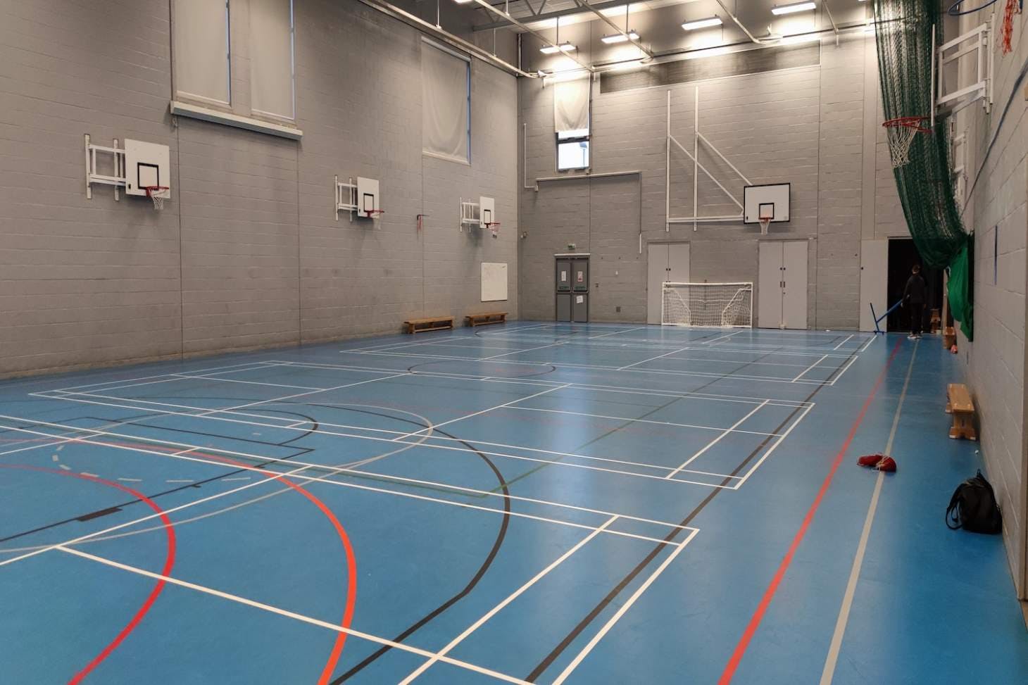 Lifestyle Fitness Basingstoke Indoor basketball court