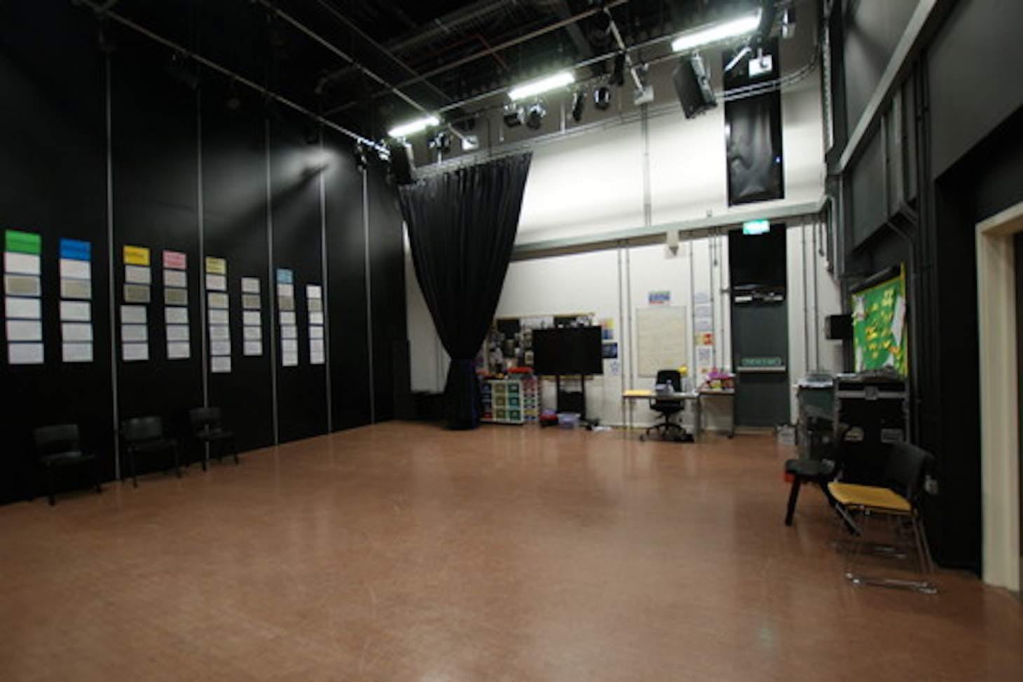 Melksham Oak Drama studio space hire