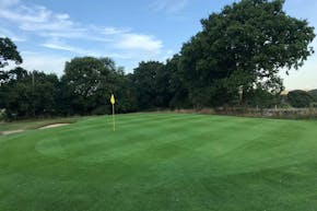 Express Golf Centre | Grass Golf Course