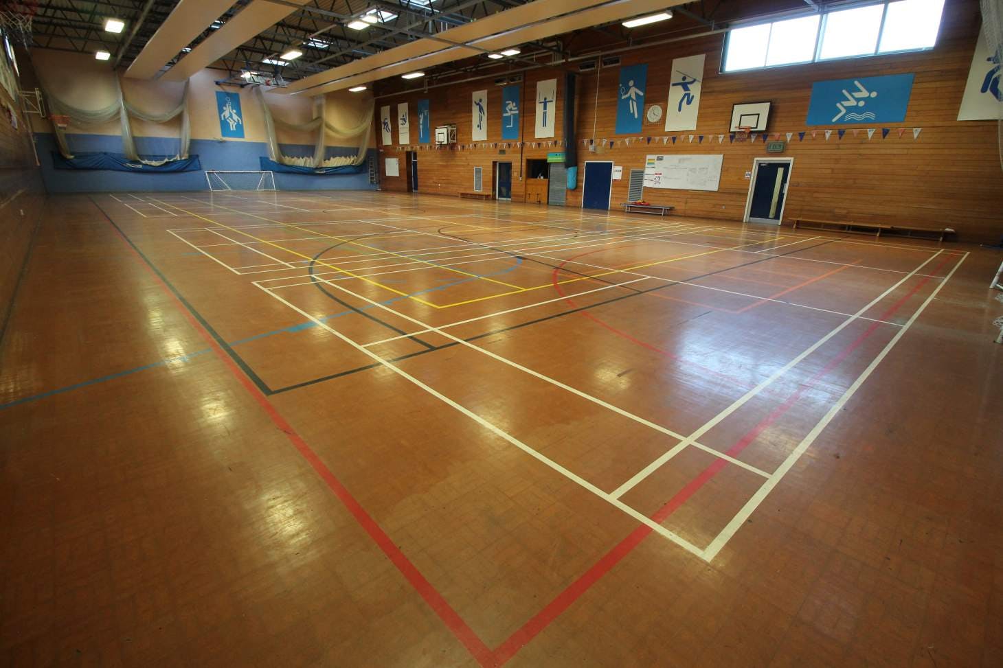 Newsome Academy Indoor badminton court