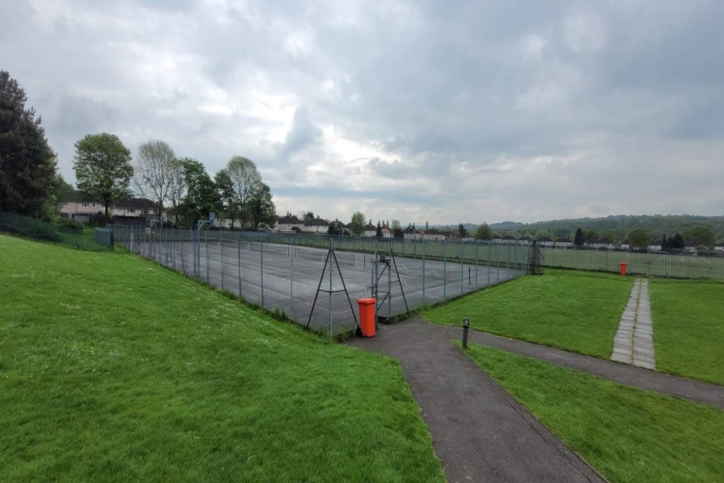 Whittington Green School Outdoor | Hard (macadam) tennis court