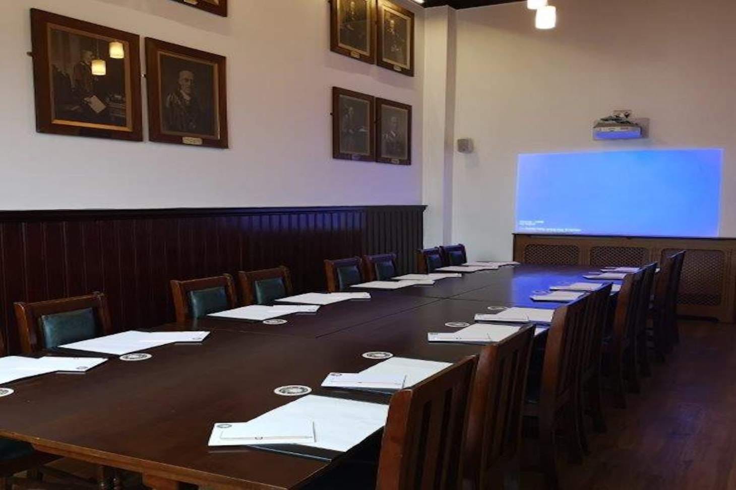Banbury Town Hall Meeting room space hire