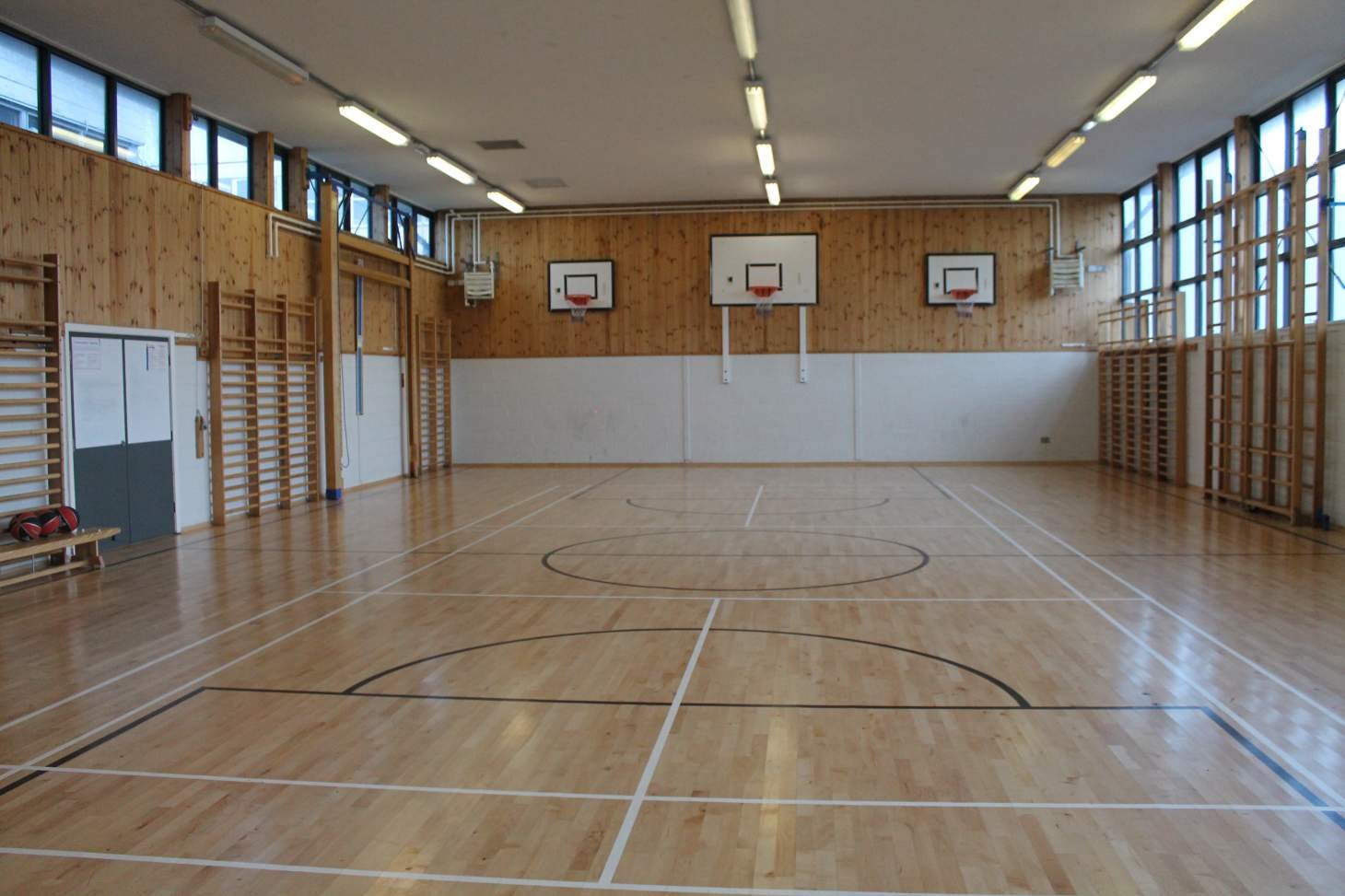 Christ The King Catholic High School & Sixth Form Centre Gym | Hard gym