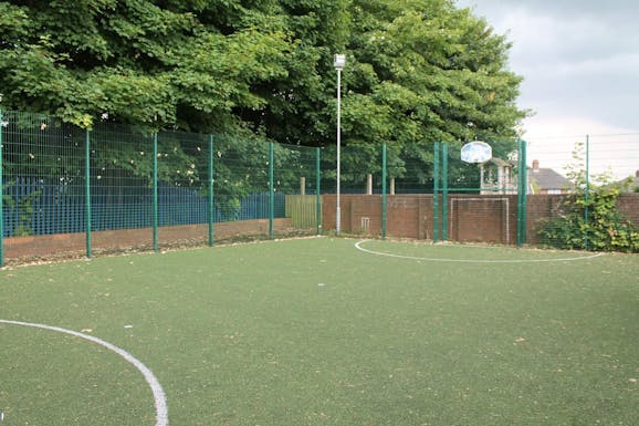 Bramley Park Academy 5 a side | 3G Astroturf football pitch