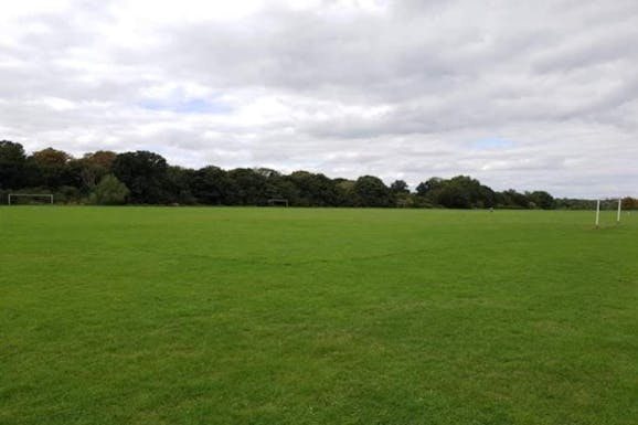 Muswell Hill Playing Fields 5 a side | Grass football pitch