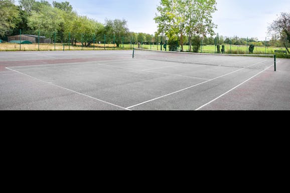 Perivale Park Court | Hard (macadam) tennis court