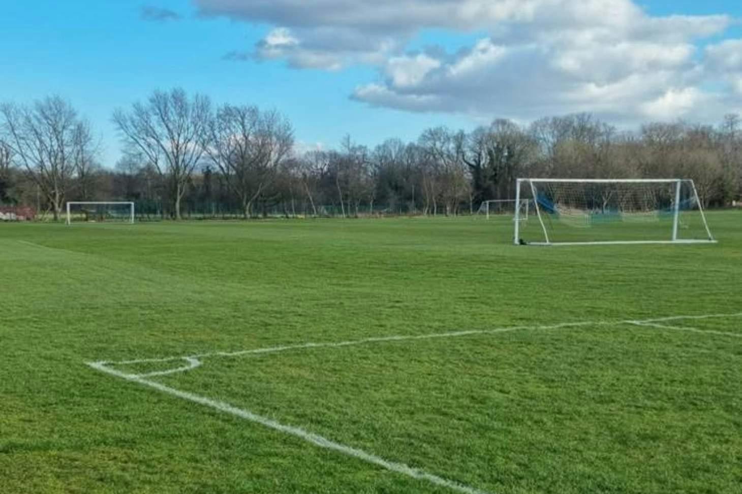Club Langley 5 a side | Grass football pitch