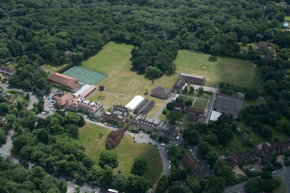 Farringtons School, Bromley | Swimming Pool | Playfinder