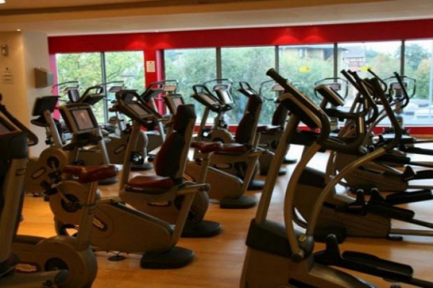 Golds Gym Hounslow, Hounslow Gym Playfinder