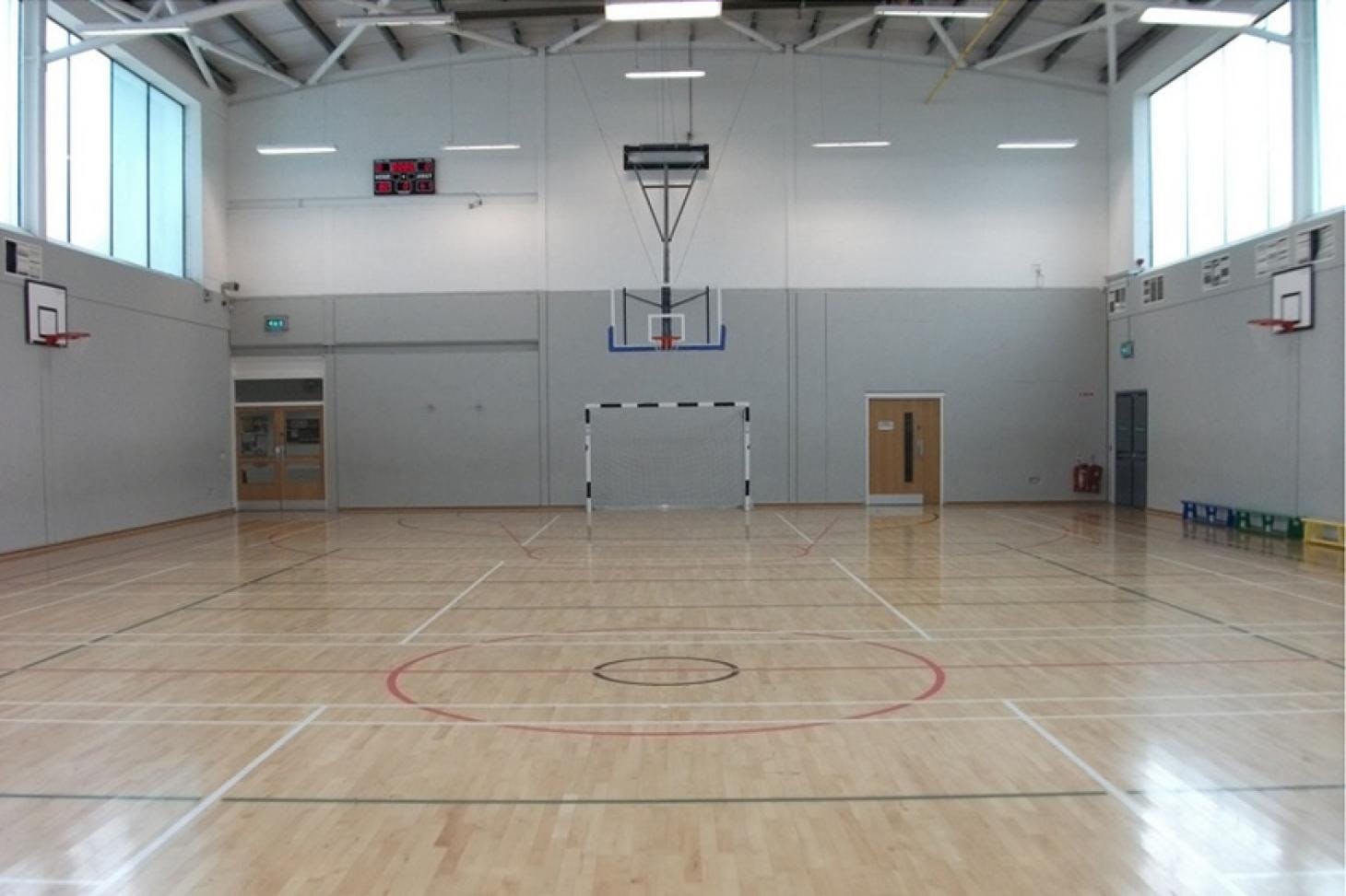 Mountview Youth & Community Centre Indoor | Hard badminton court