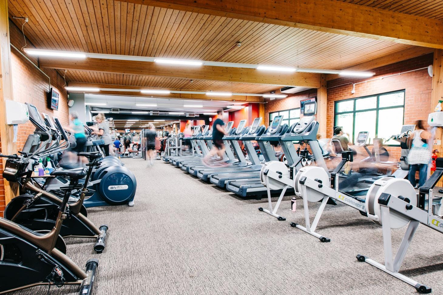 Swan Pool and Leisure Centre, Aylesbury Vale Gym Playfinder