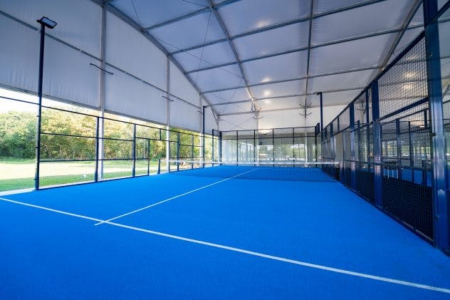 Indoor Padel